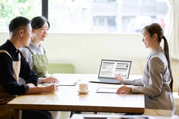 Quels sont les critères essentiels pour évaluer une agence SEO ?